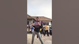 jilbab senam hot