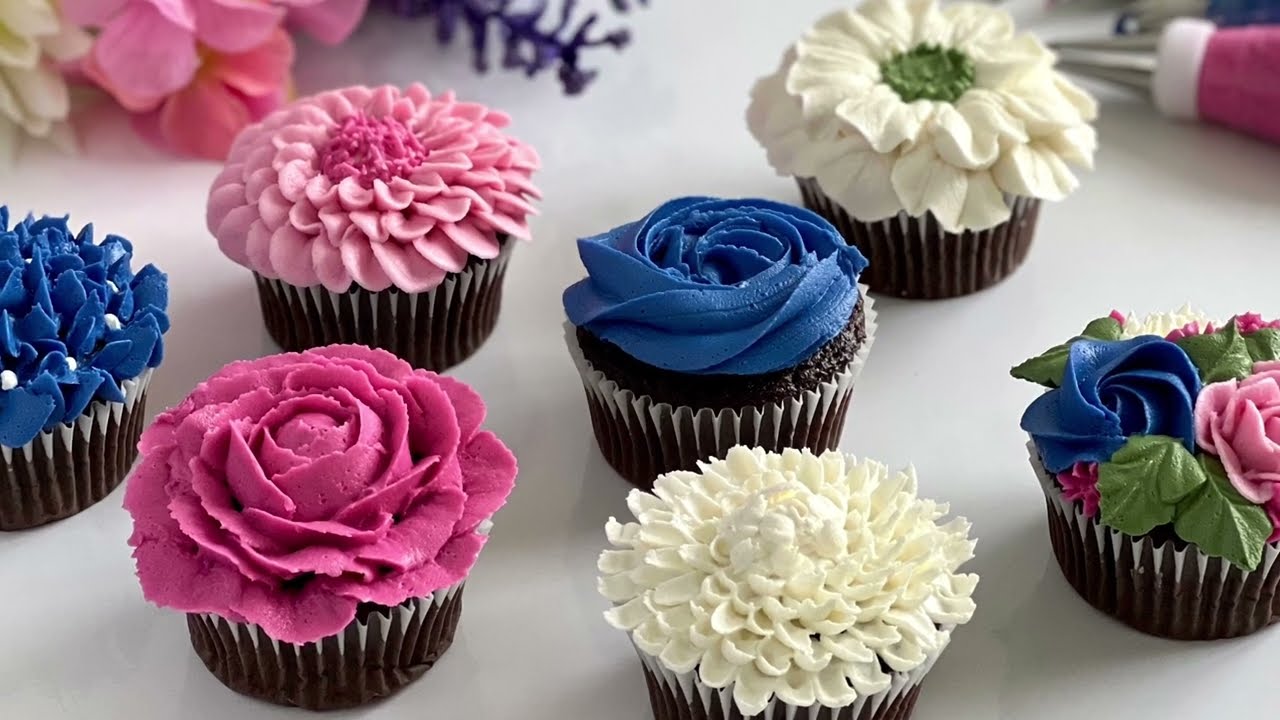 Royal icing templates, Royal icing flowers, Frosting flowers