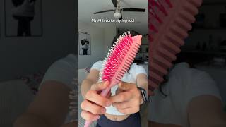 The brush every curly head NEEDS🤞🏻💋  ​⁠@BounceCurl