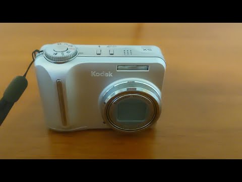 A Digital Camera That Has a Joystick - Kodak EasyShare C875