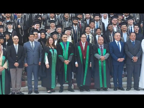 د محمد سامي عبد الصادق رئيس جامعة القاهرة يشهد تخريج الدفعة 97 من الطلاب الوافدين بكلية طب الأسنان
