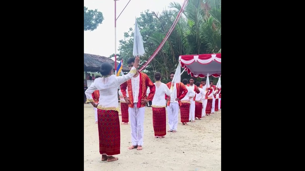 Katreji Bulan Pake Payong