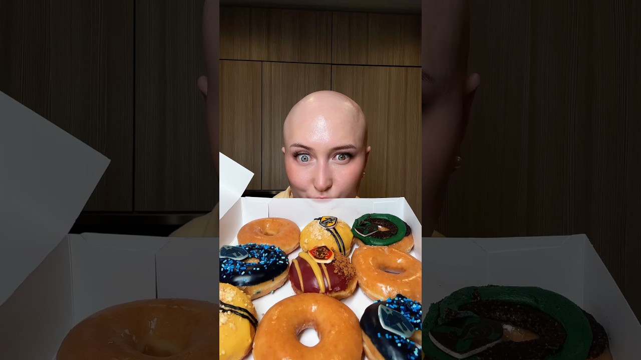 Trying the magical Krispy Kreme ✖️ Harry Potter donuts 🪄🍩 