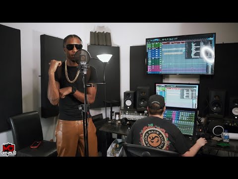 Baby J - Snakes In The Grass (Hits Only Performance)