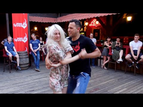 Azael & Sindi / Nubes / Bachata Fever