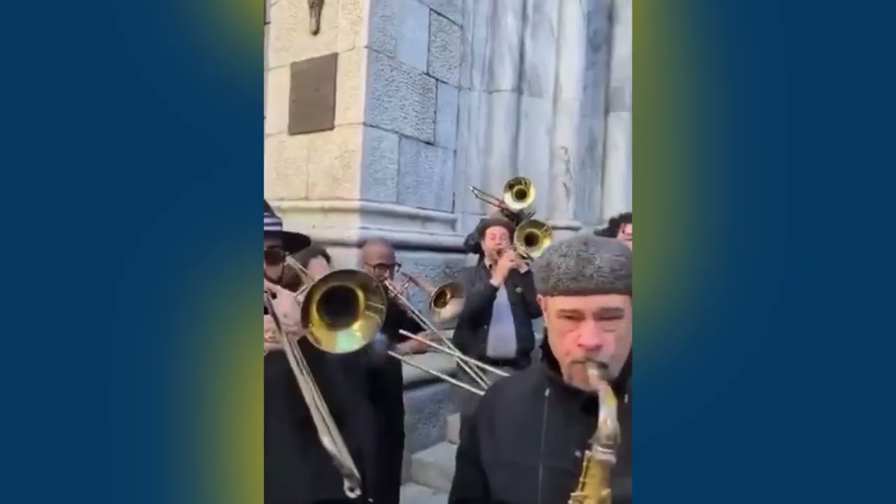 🎺 Emotivo homenaje a Willie Colón: decenas de trombonistas tocan “La Murga” en su funeral