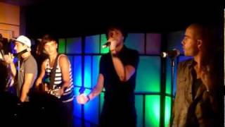 The Wanted - Iris Universal 270911 Paris Jay Saying Leve Les Bras