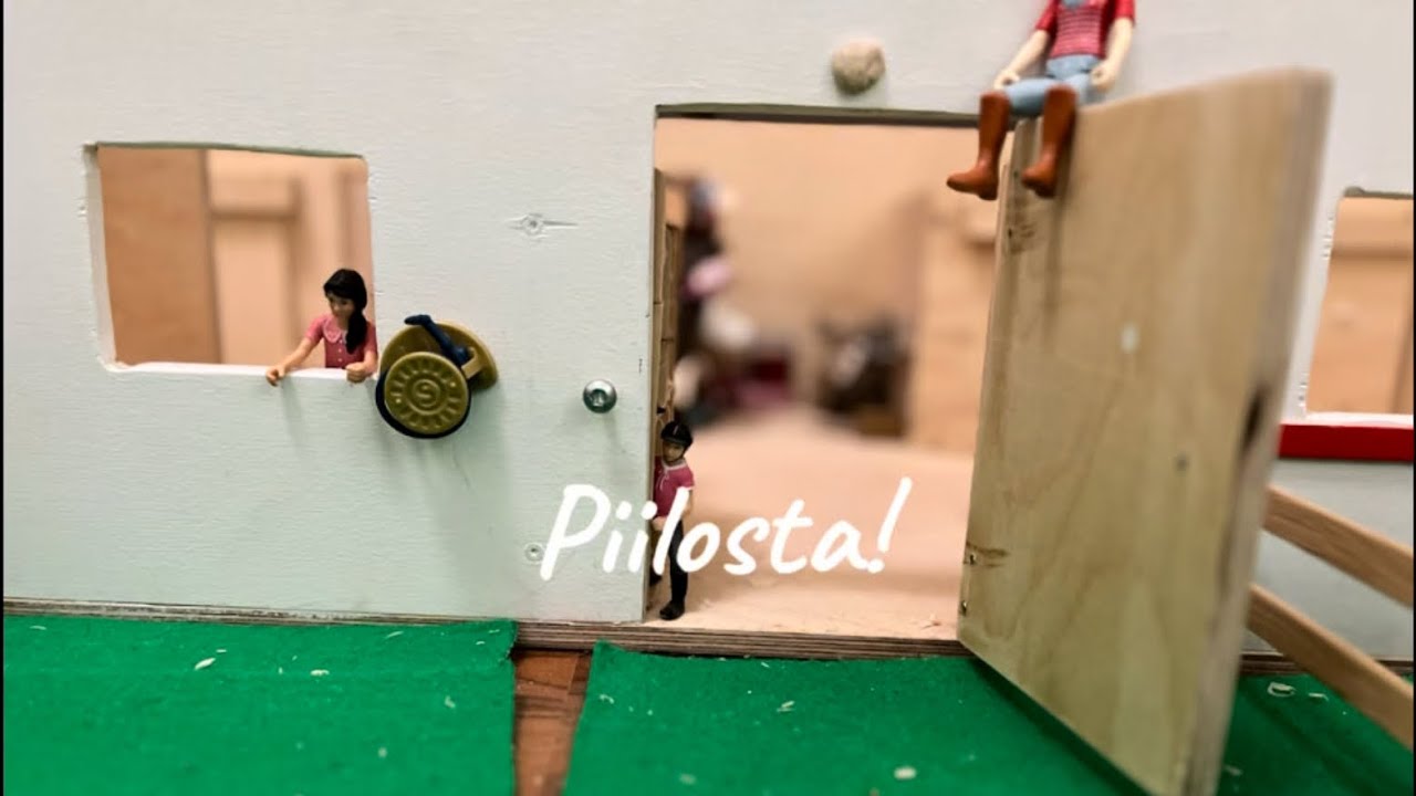 Tallilaiset pelaa piilosta