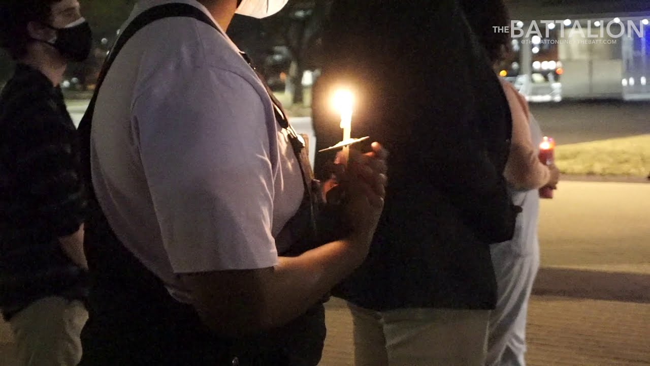 A&M Students Host Vigil in Honor of COVID-19 Victims