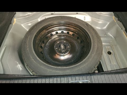 How to: Remove a wheel from a 2010 Mercedes Benz E350