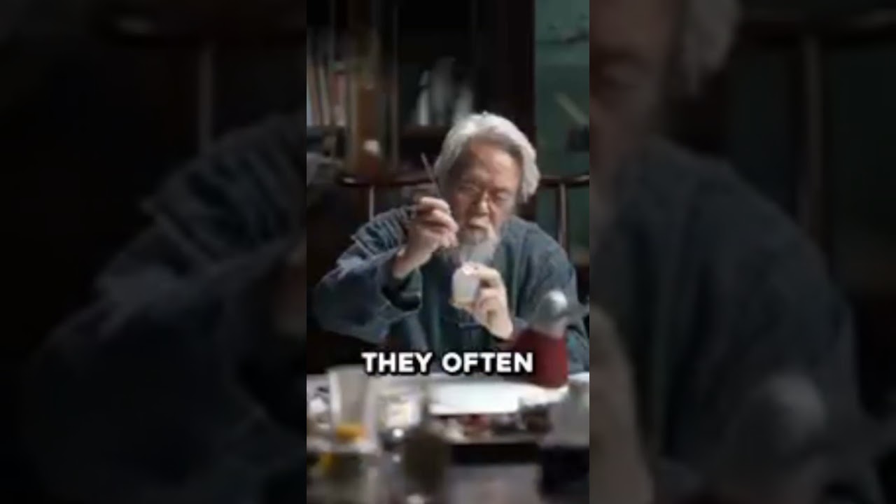 why chinese people paint in these Bottles