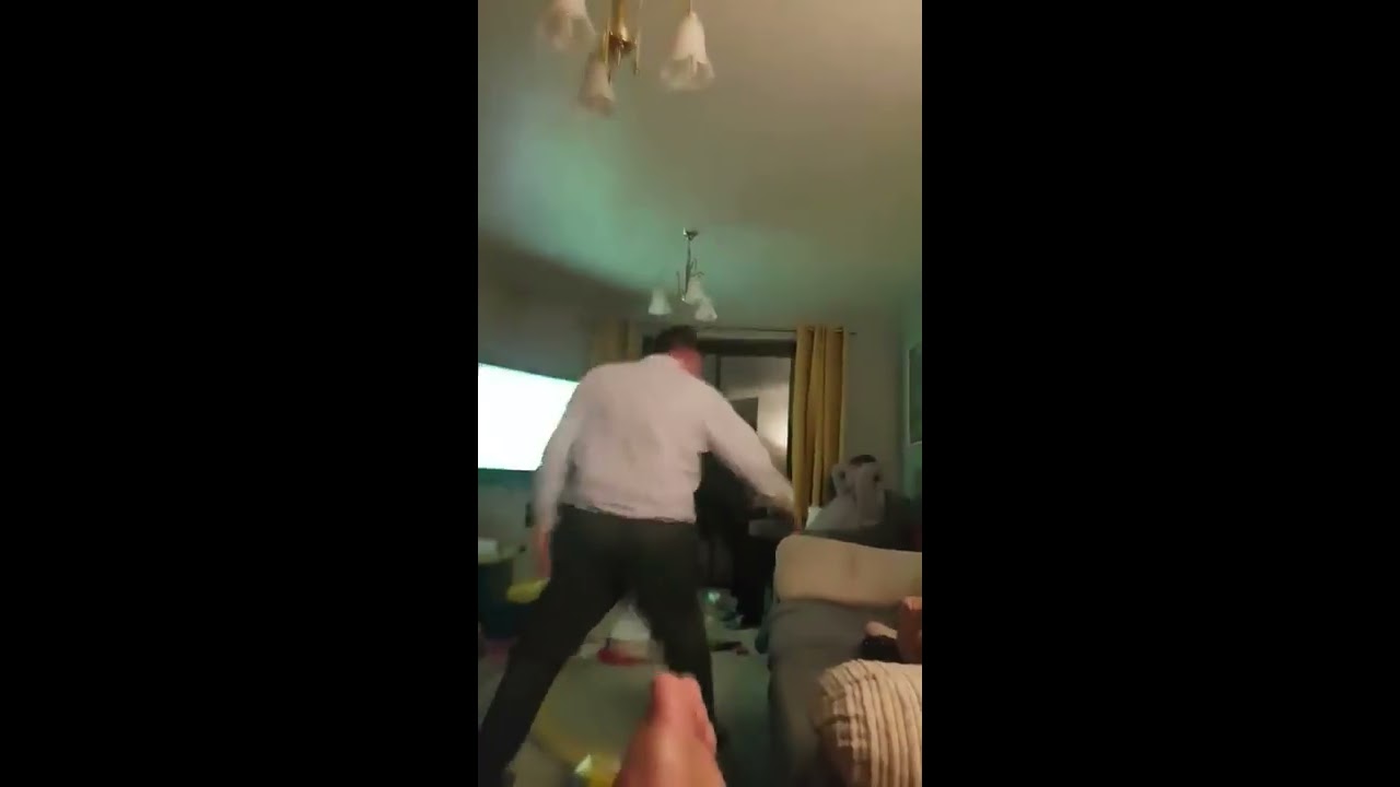 Spurs fan reacting to Lucas Moura scoring the goal that takes Spurs to the UCL Final | CONTENTbible