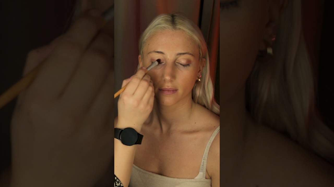 ASMR Make-up Application 