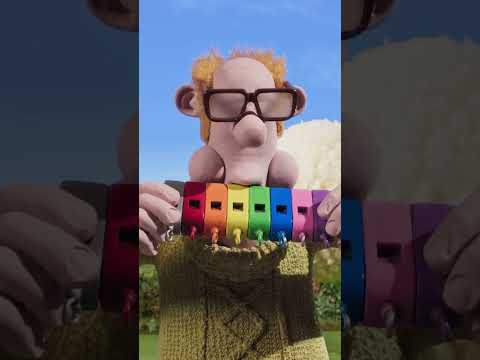 Crazy Dancing Sheep! 💃🐑 #Shorts #DanceFun