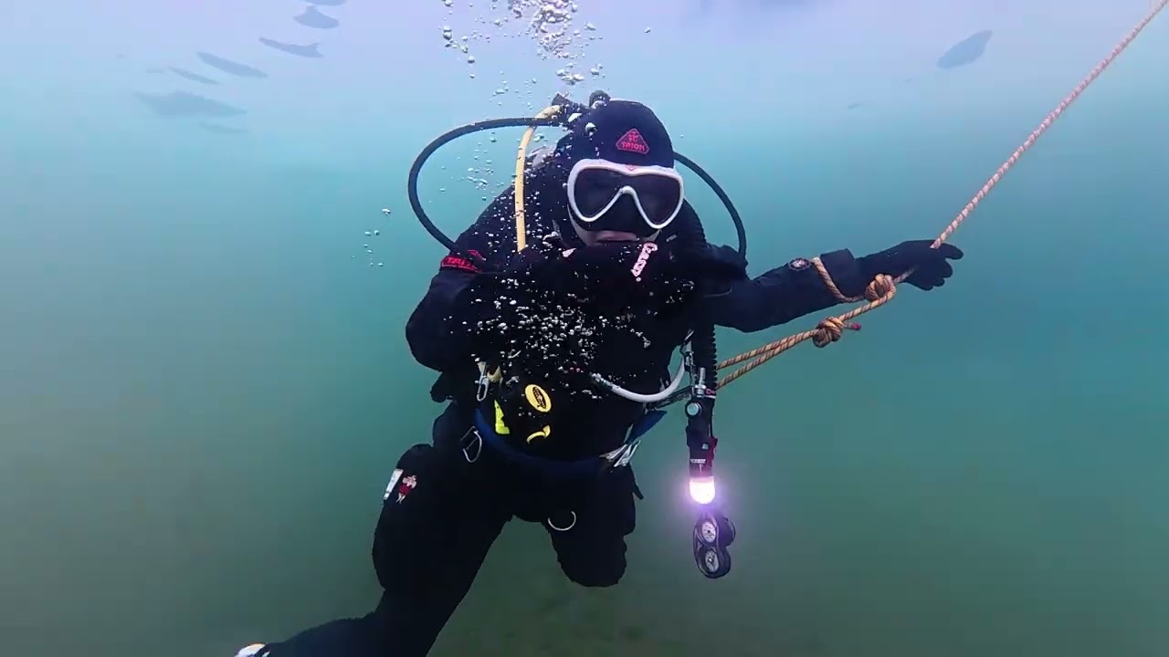 우주스쿠버 아이스다이빙