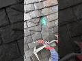 重い石屋根日本ではなぜ少ない？