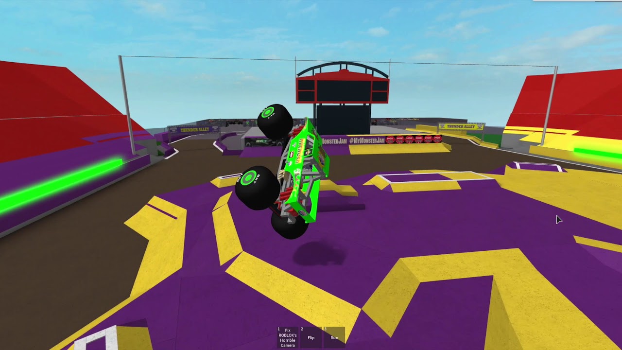 Roblox Monster Jam Crashes And Saves 3 Youtube - roblox monster jam games