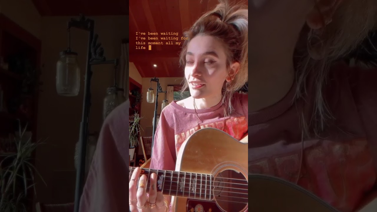 Guarda Paris Jackson - Lazy Eye (Silversun Pickups cover) su YouTube Guarda Paris Jackson - Lazy Eye (Silversun Pickups cover) su YouTube