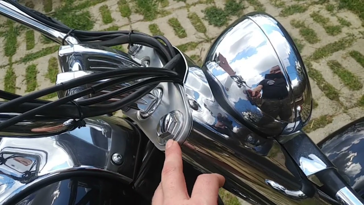 Suzuki Intruder VL 1500 LC or Boulevard C90 buyers guide