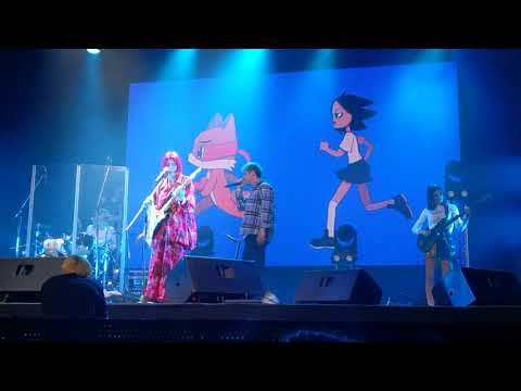 Дора, МУККА - Жулик (live) |  Концерт в Питере (05.02.21) | Кьют-рок тур