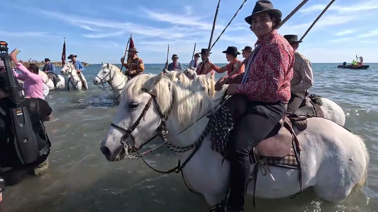 2025 - SAINTES MARIES DE LA MER - PROCESSION DE SAINTE SARA