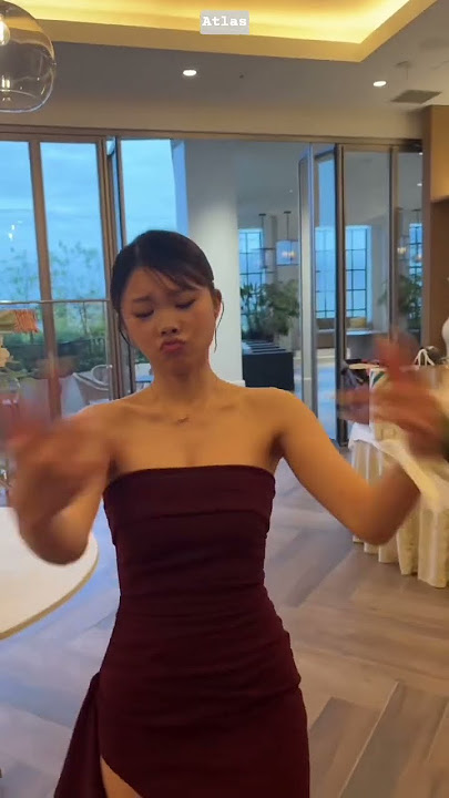 Philippino Girls' Awesome Dance Moves to Justin Bieber's 'Baby'