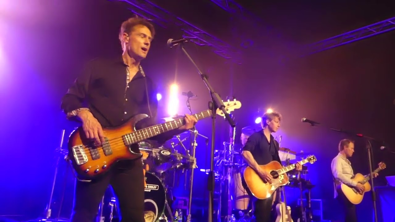 Tribute To The Cats Band / One way wind