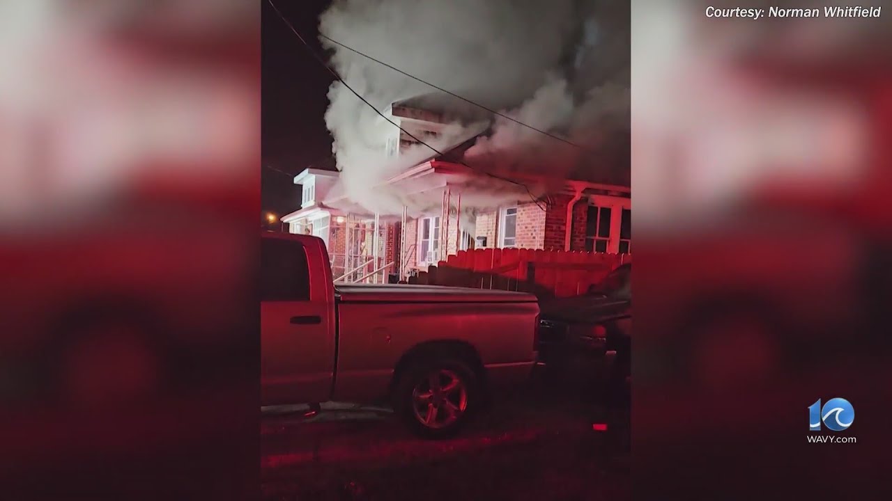 Neighbor saves 5 children from burning house - YouTube