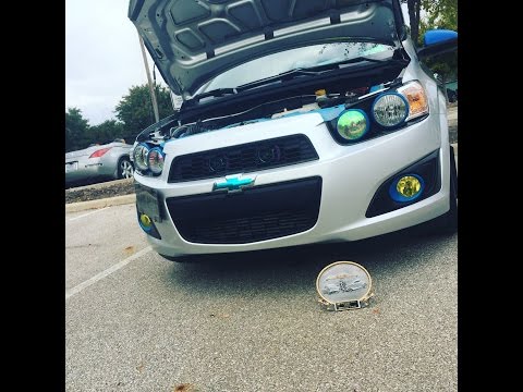 painting-chevy-sonic-engine-bay