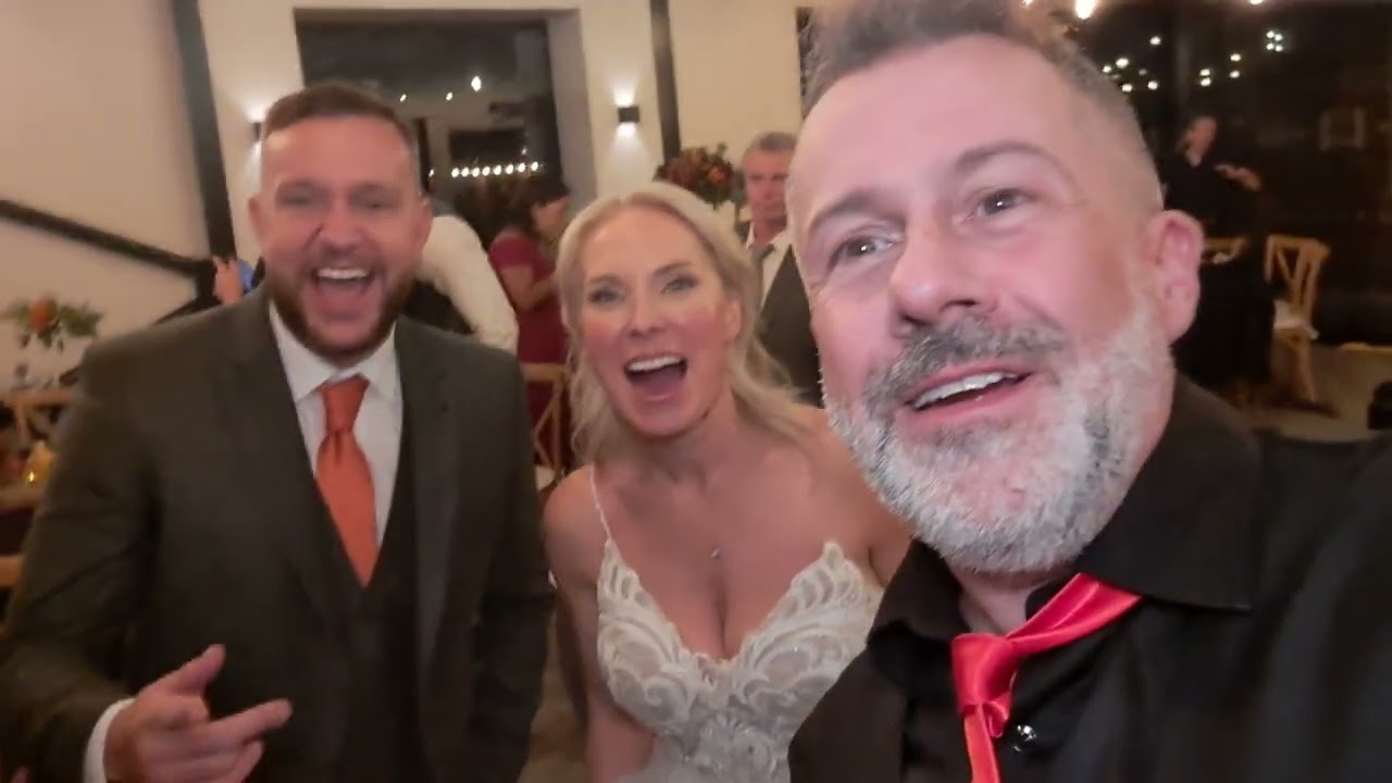 Staffordshire wedding band Blackbrook Barn Lichfield HARD TO HANDLE WEDDING BAND review