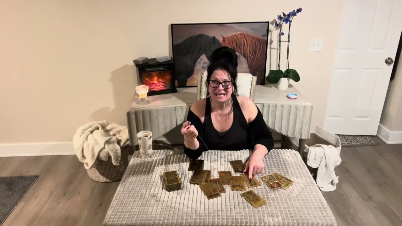 Безумная ложная родственная душа предпринимает опасные шаги, чтобы остановить Божественное единен...