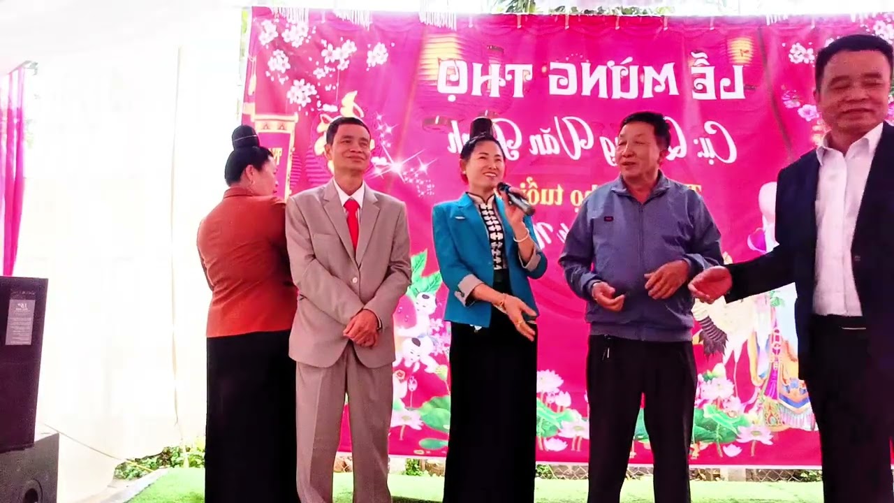 Muôn te pi nọng ơi 