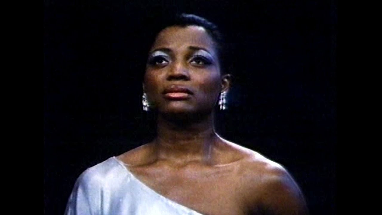 Obejrzyj Diva (1981) - Wilhelmenia Wiggins Fernandez - Aria from Catalani's "La Wally" w YouTube Obejrzyj Diva (1981) - Wilhelmenia Wiggins Fernandez - Aria from Catalani's "La Wally" w YouTube