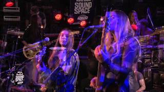 HAIM - The Wire (Live @ Red Bull Sound Space by KROQ) chords