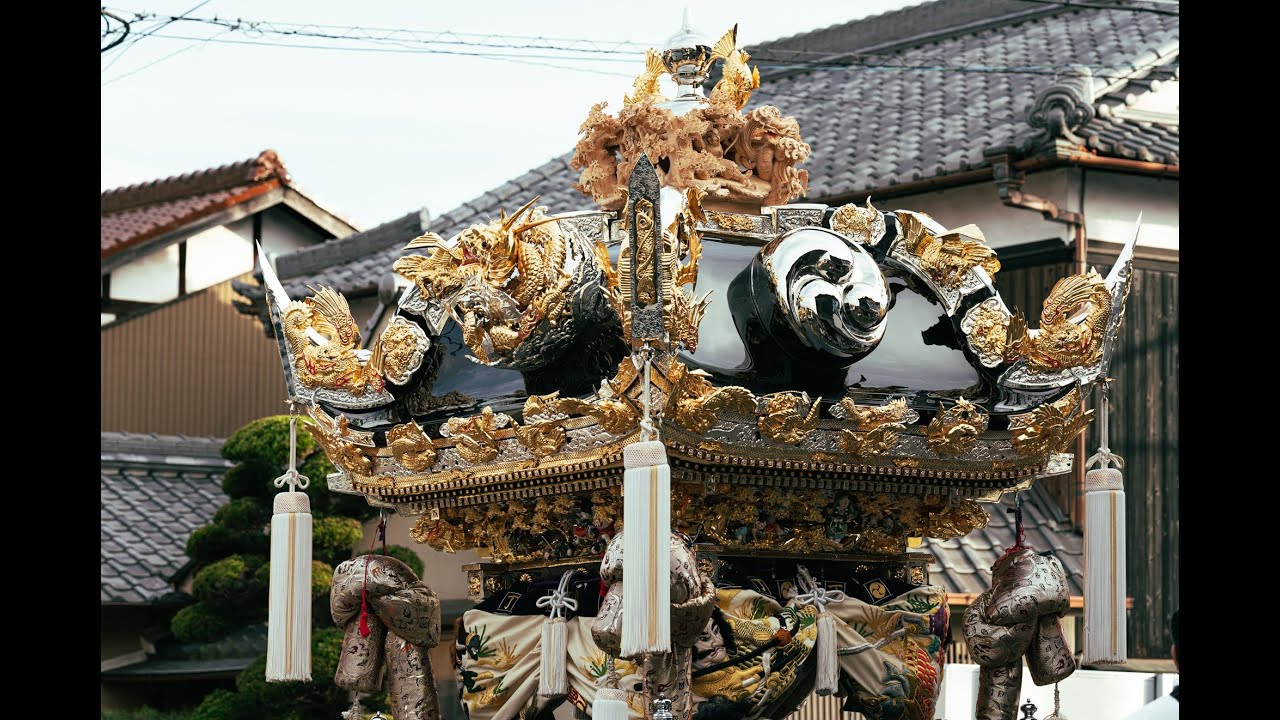 Japanese woodcarving for festival car. - YouTube