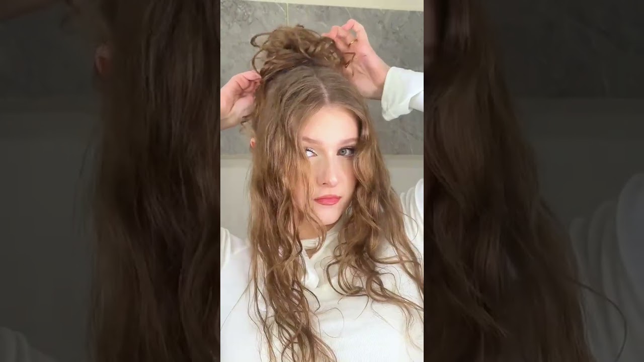 this messy bun actually looks better when you dont try too hard 💕❤️: #short #shorts #AngelaBeauty