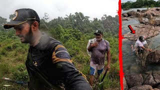 FOMOS SURPREENDIDOS PELA CHUVA NO RIO, SAIMOS RAPIDO MAIS NÃO TEVE JEITO, ATOLAMOS NO ATERRO