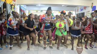 Download Lagu MUST WATCH: Live performance (Mkabayi kajama) MP3