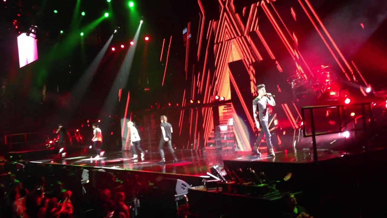 Kiss You One Direction Las Vegas 8/2/13