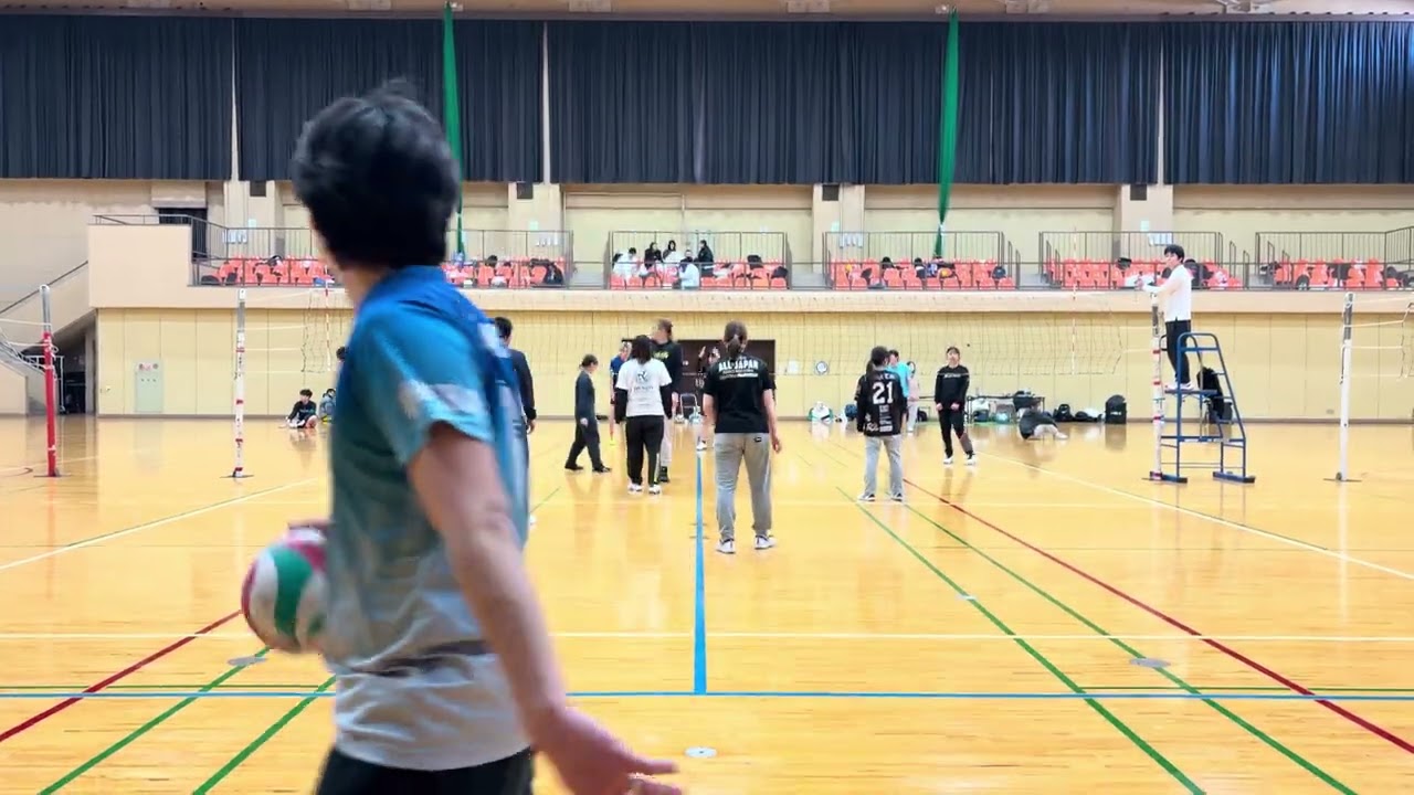 R8.1.10 ファルコンカップ vszoo