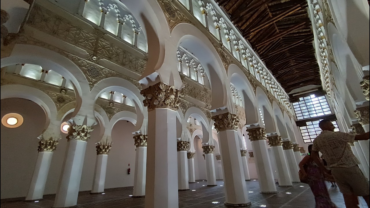 Sinagoga de Santa María la Blanca(Toledo)