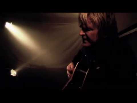 mike peters - high on the hill - acoustic