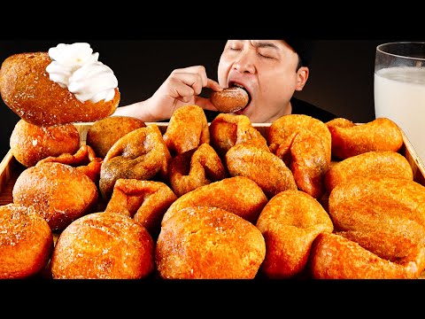 시장 <strong>찹쌀도너츠</strong> 맛집에서 사온 <strong>찹쌀도너츠</strong> 먹방~!! 리얼사운드 ASMR social eating Mukbang(Eating Show)