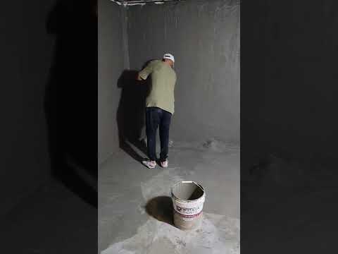 معالجة تشققات وعزل خزان مياه أرضي بحي الصفا في جدة