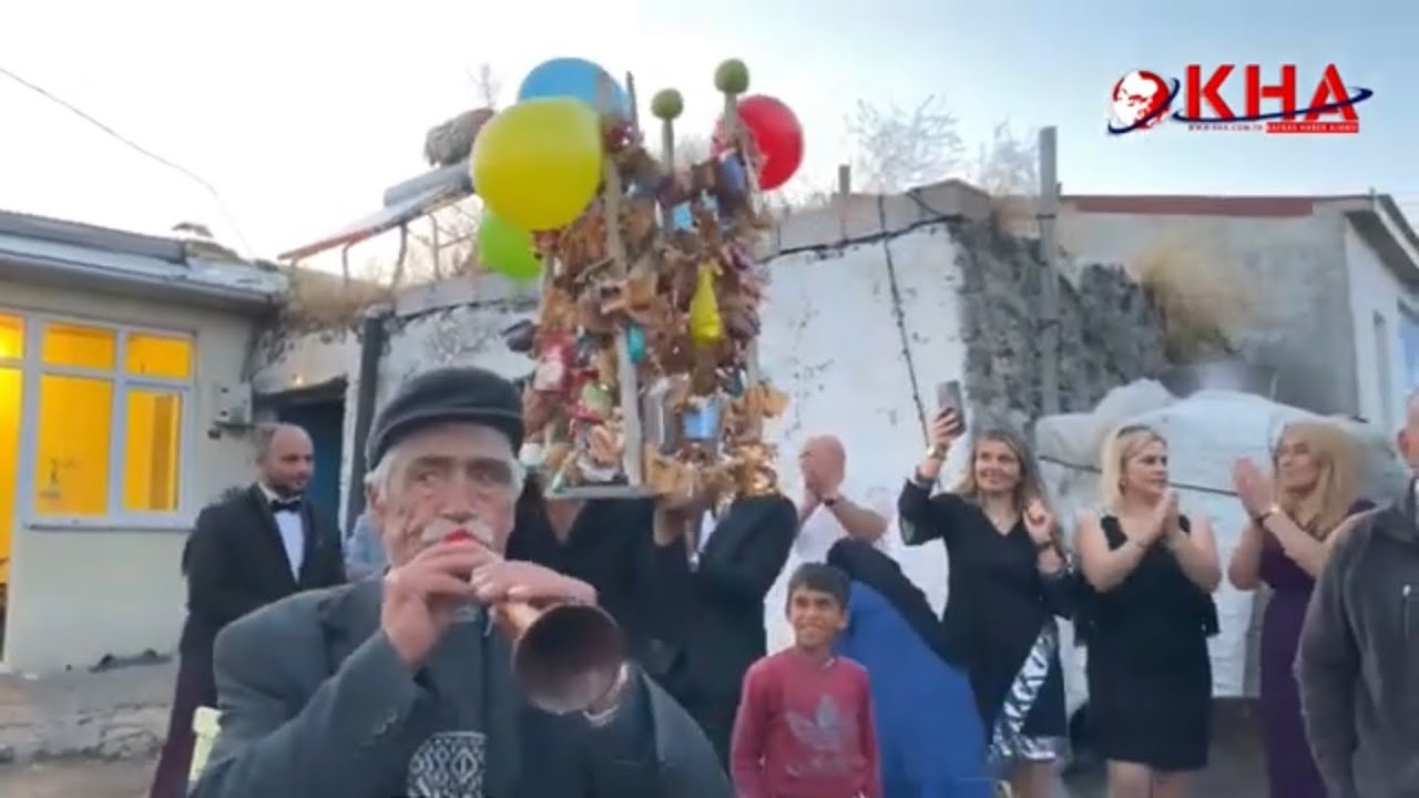 17 asırlık “Şah Kaldırma” geleneği düğünrlerde yaşatılıyor