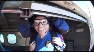 Mandy Silva SKYDIVES!!!