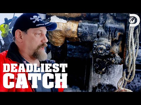 Broken Part on the Time Bandit Causes a $25k Setback | Deadliest Catch