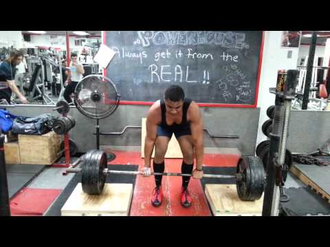 17YR OLD Powerlifter.. 500lb deadlift for 3