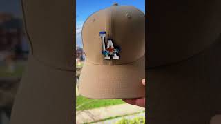 Curve & pin this snapback? Why not! #snapback #neweracap #hats #shorts #curvedbrim #pins