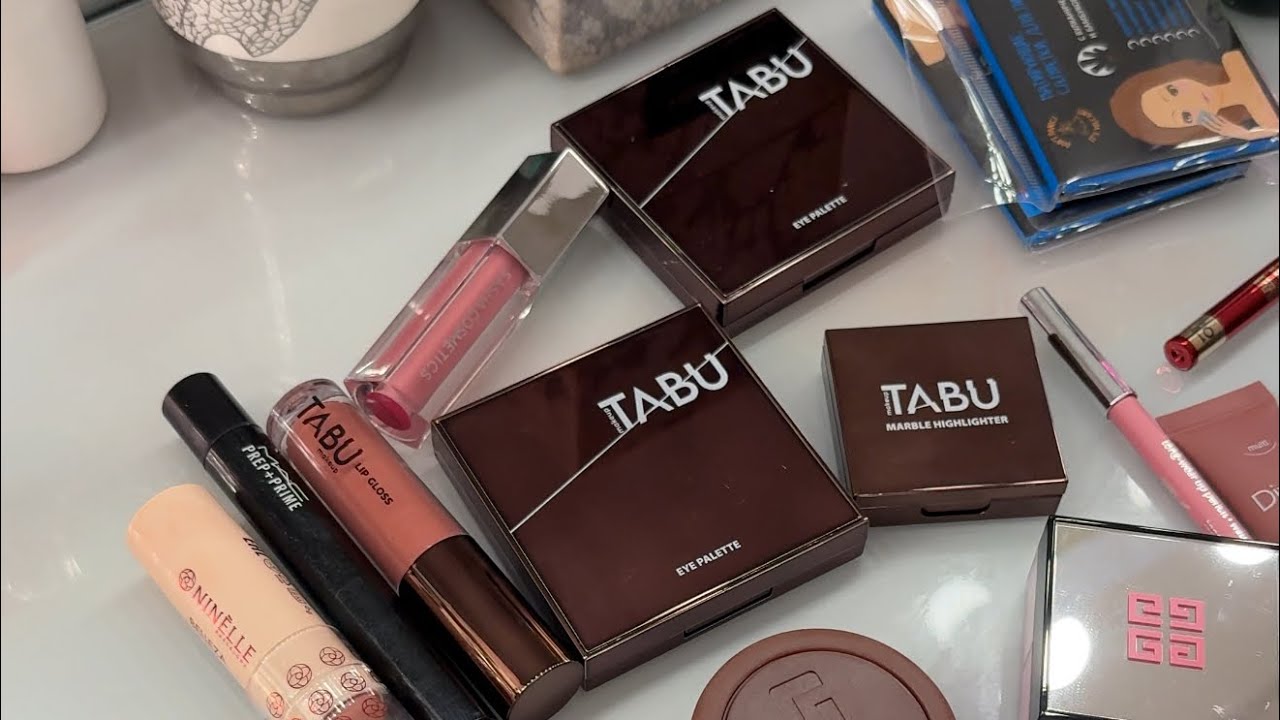Обзор косметики Tabu makeup: хайлайтер, палетки теней Warm Brown и Sparkly, блеск для губ lip gloss